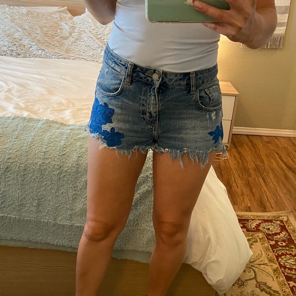 Zara shorts with blue floral design